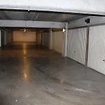 海德罗宫殿公寓 奥斯滕德