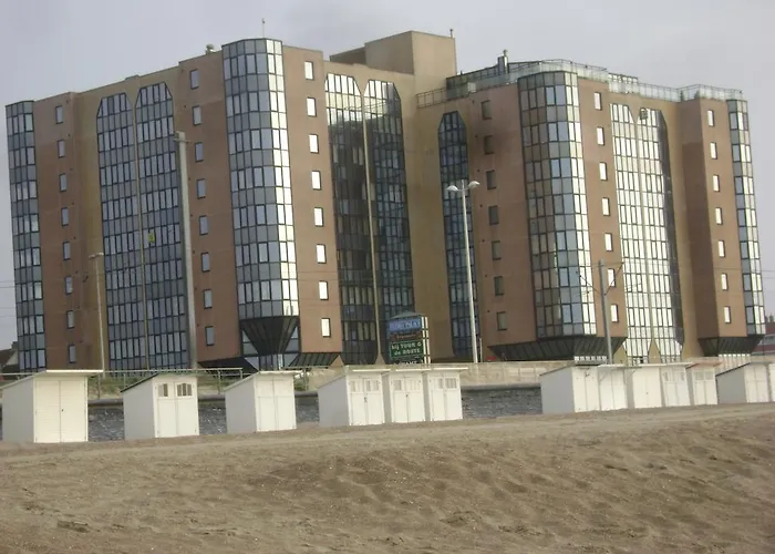 Apartamento Hydro Palace